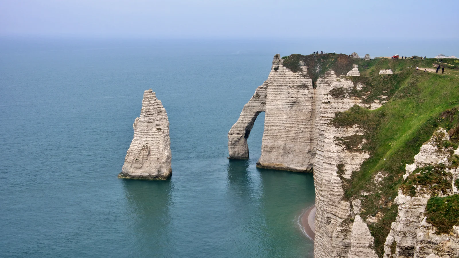 Les falaises de craie d’Étretat, en Normandie